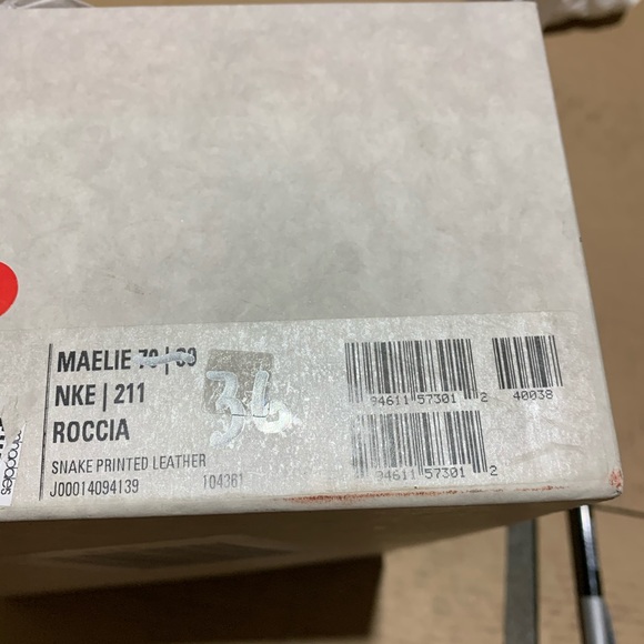 Jimmy Choo Heels - NEW - Size 6 - Picture 4 of 5